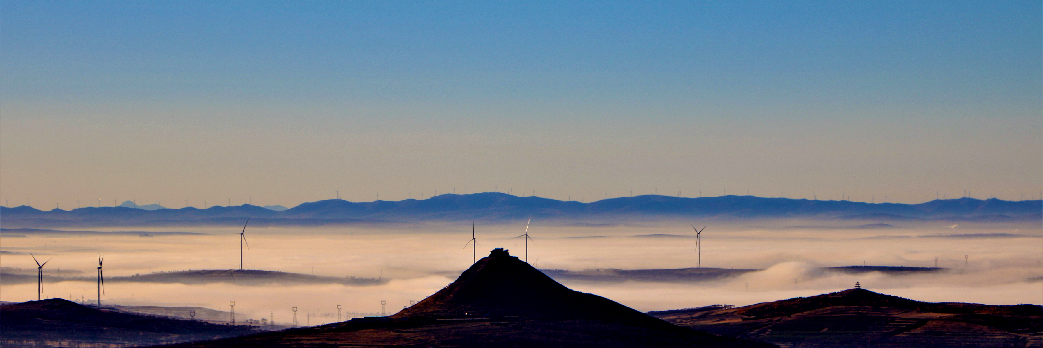 山西平鲁风电场 张国和摄191570520201_.pic_hd.jpg